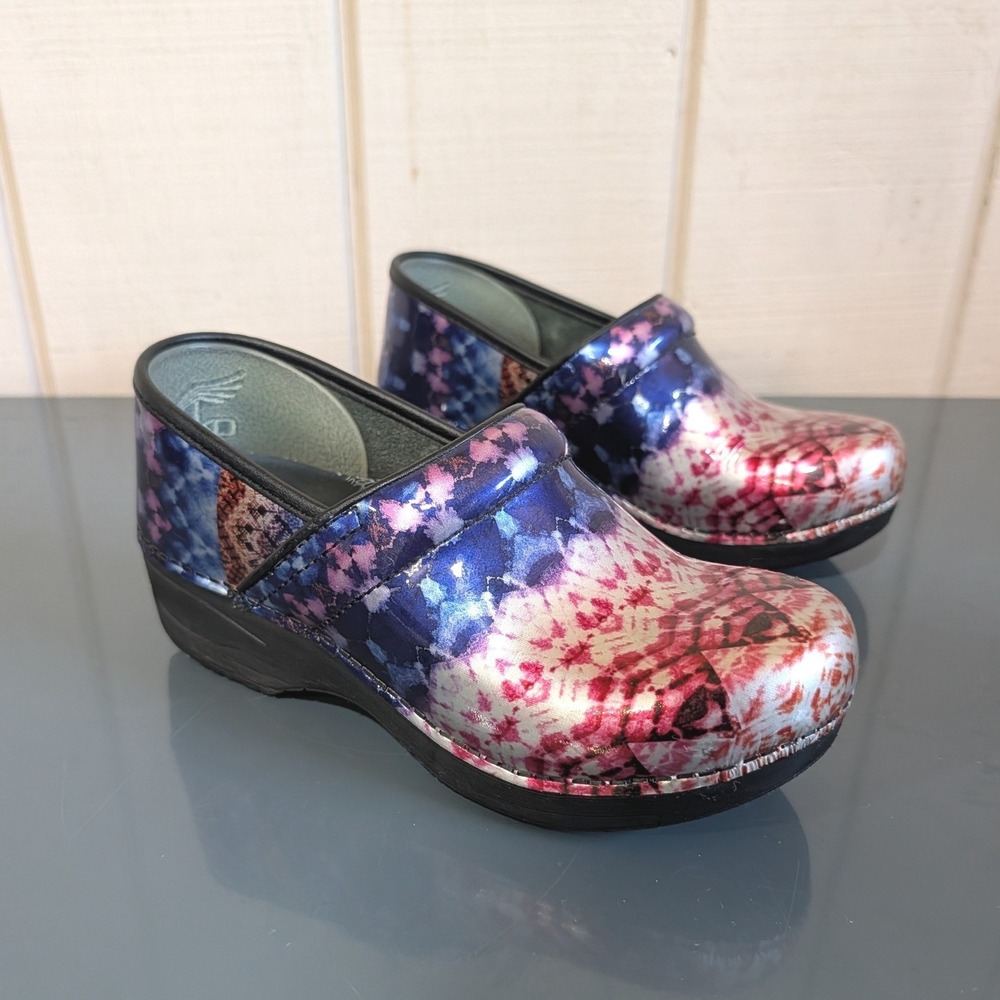 Dansko Professional Clogs Womens 38 Tie Dye Patent Leather Slip On Purple Blue